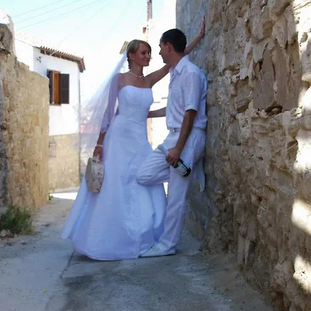 Vrakas House Country house Tochni