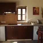 Vrakas House