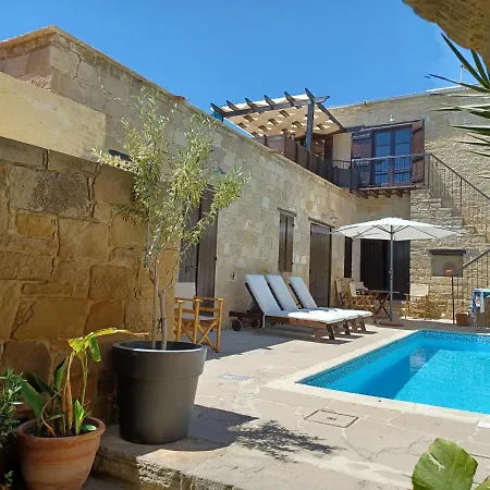 Vrakas House בית כפרי *