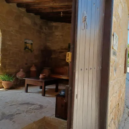 Country house Vrakas House Tochni
