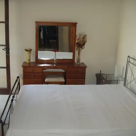 Vrakas House Landsted