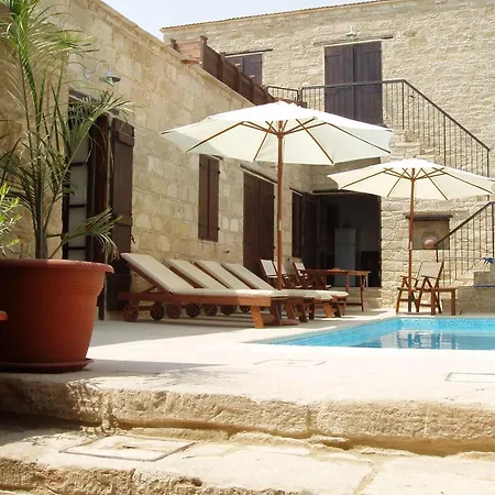 Séjour à la campagne Vrakas House *