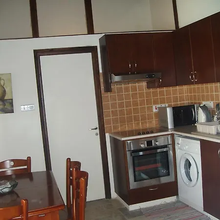Vrakas House Landsted *