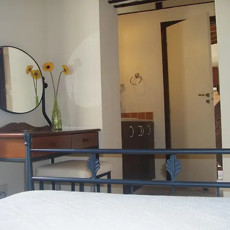 Vrakas House Country house *