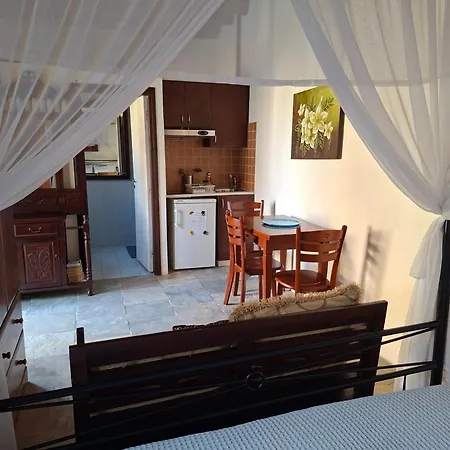 Vrakas House Tochni