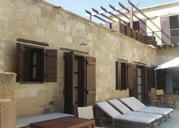 Vrakas House * Tóhni