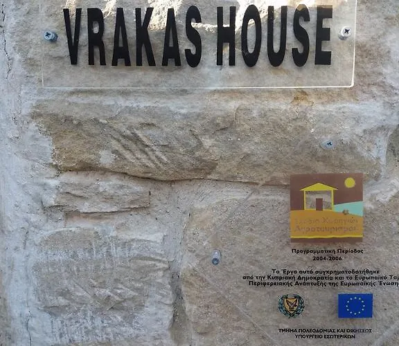 Vrakas House Country house *